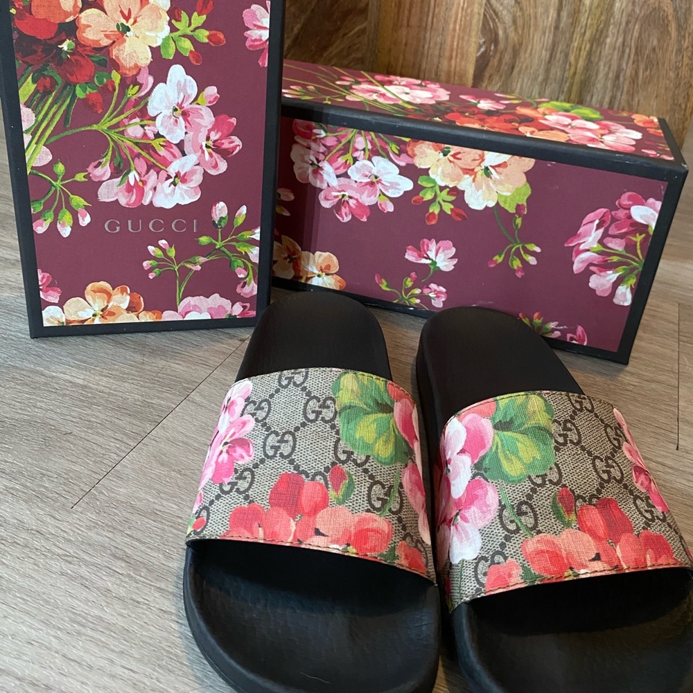 Gucci Blooms Supreme Slides